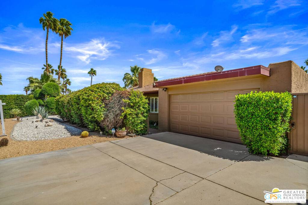 Palm Springs, CA 92262,2271 E Calle Conejara