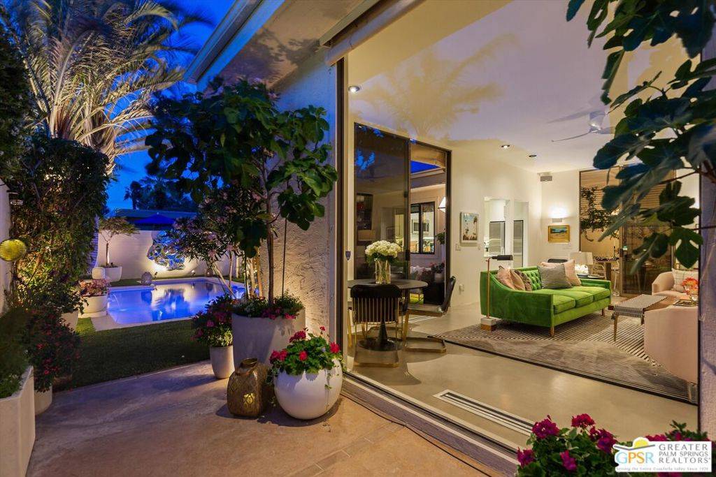 Palm Springs, CA 92262,130 W Racquet Club RD #417