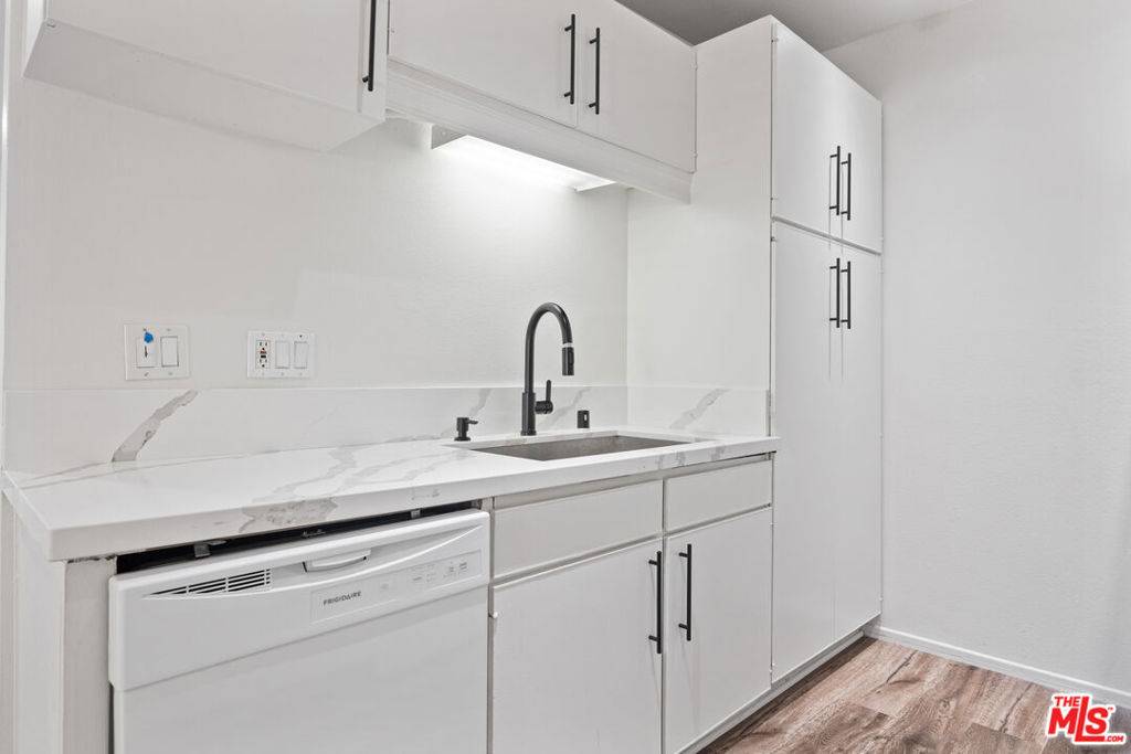 San Pedro, CA 90732,322 S Miraleste DR #176