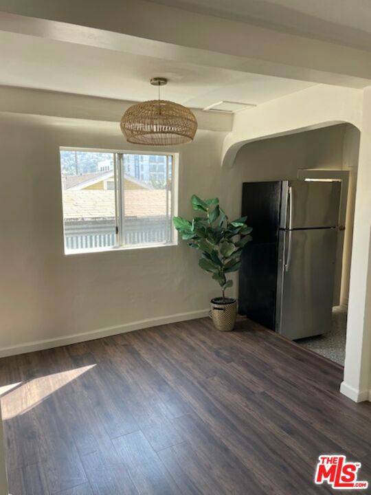Los Angeles, CA 90027,1306 Talmadge ST