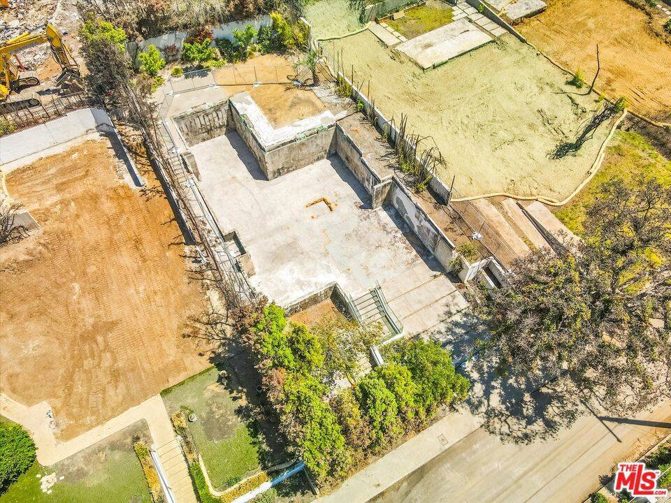 Pacific Palisades, CA 90272,14635 Whitfield AVE