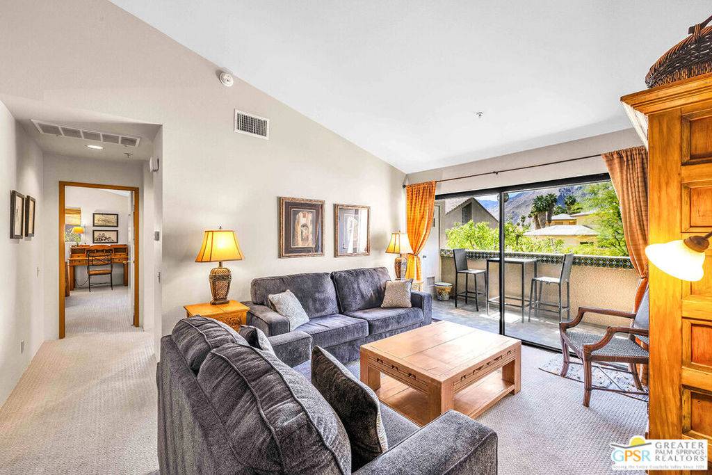 Palm Springs, CA 92262,222 N Calle El Segundo #543
