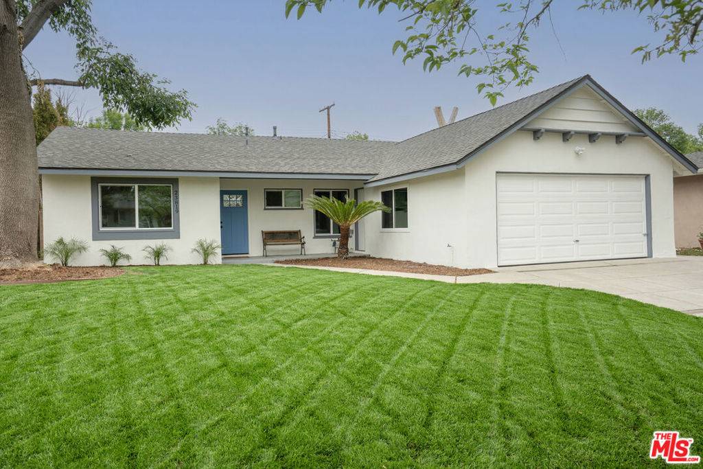 West Hills, CA 91307,23819 Hartland ST