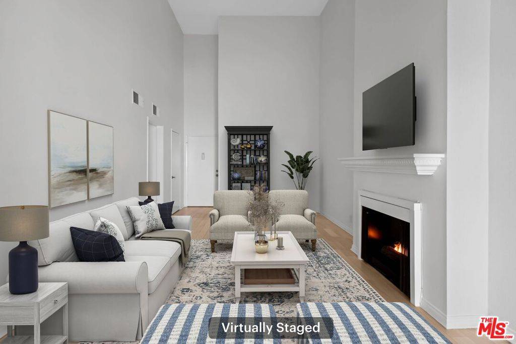 Culver City, CA 90230,6311 Summertime LN