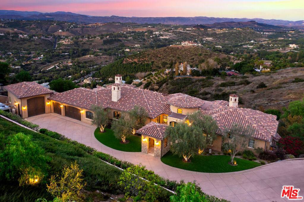 Thousand Oaks, CA 91360,355 Briar Bluff CIR