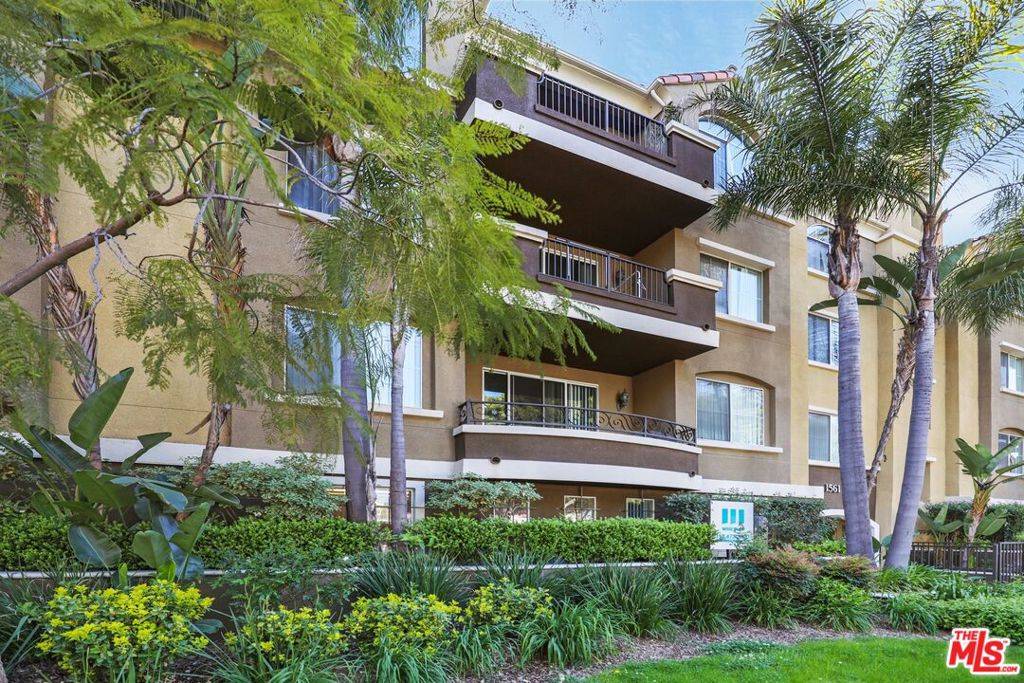 Los Angeles, CA 90025,1561 S Barrington AVE #107