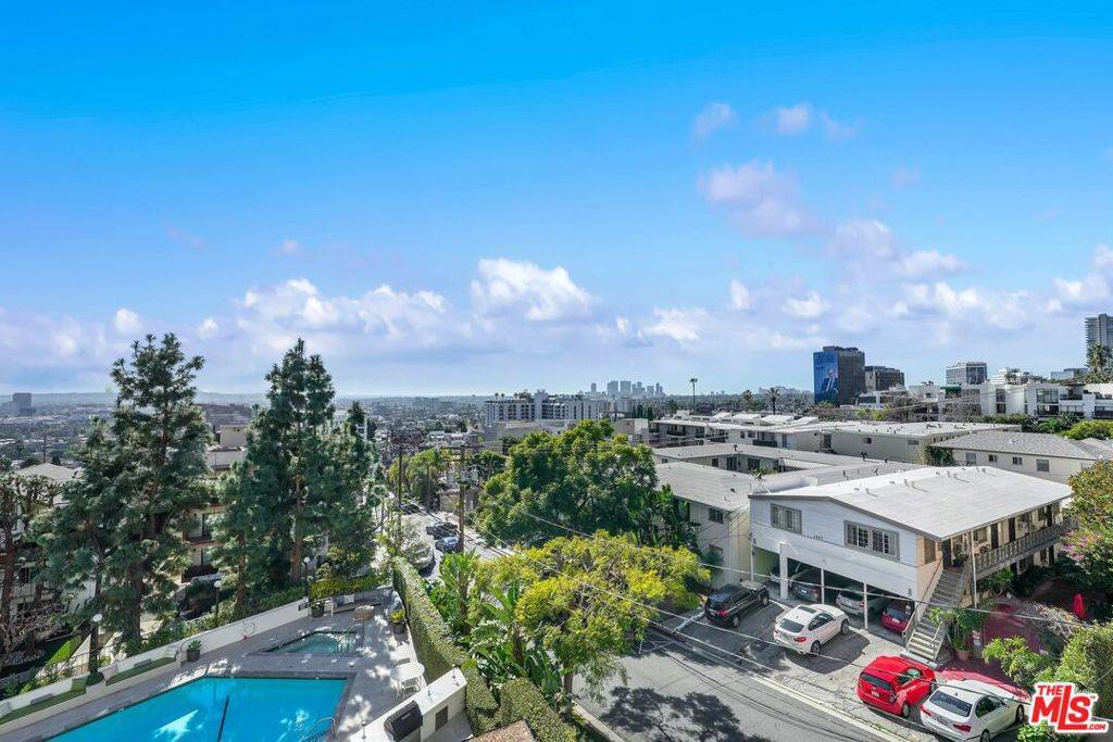 West Hollywood, CA 90069,8787 Shoreham DR #310