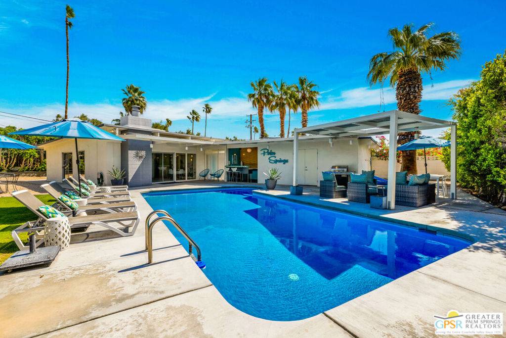 Palm Springs, CA 92262,1841 N Berne DR