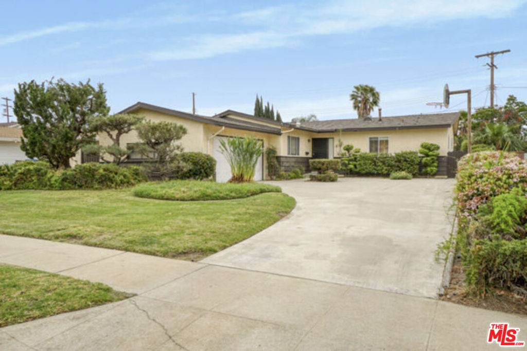 Mission Hills (san Fernando), CA 91345,14708 Clymer ST