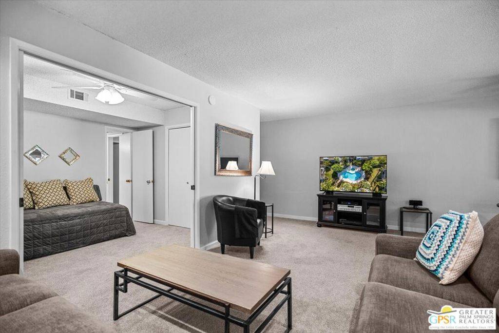 Palm Springs, CA 92264,5115 E Waverly DR #D43