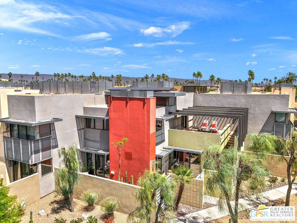 Palm Springs, CA 92262,747 E Arenas RD