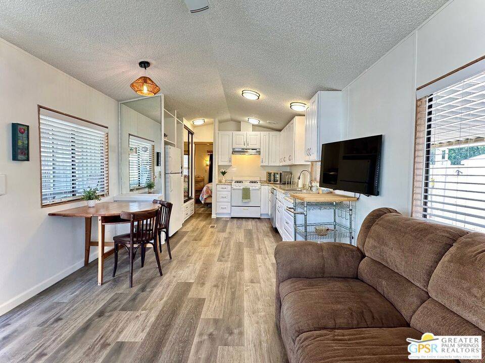 Cathedral City, CA 92234,230 Standing Bear #230