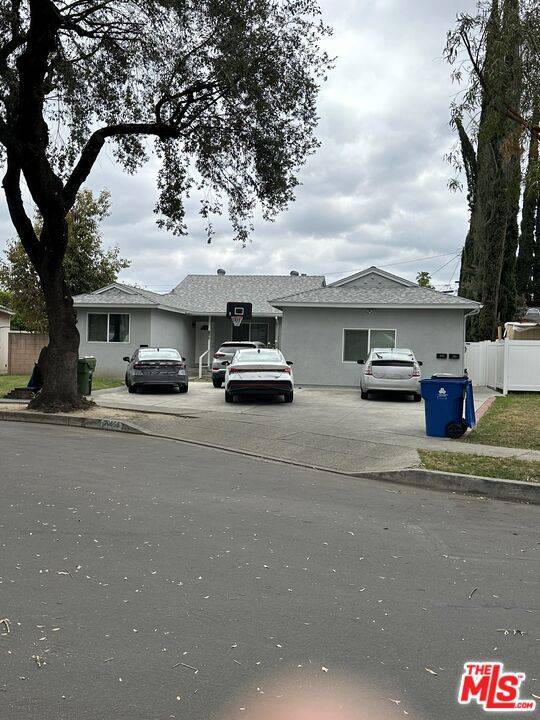 Winnetka, CA 91306,20650 Covello ST
