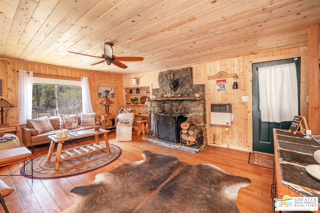 Angelus Oaks, CA 92305,69 Seven Oaks TRL