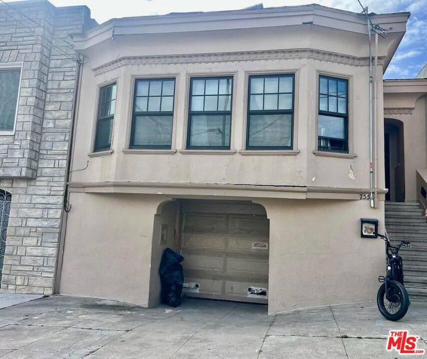 San Francisco, CA 94121,755 46th AVE