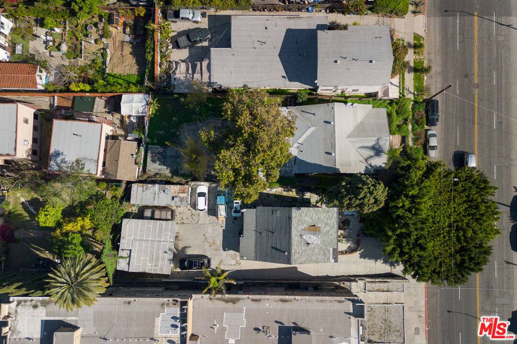Los Angeles, CA 90004,443 - 449 N Virgil AVE