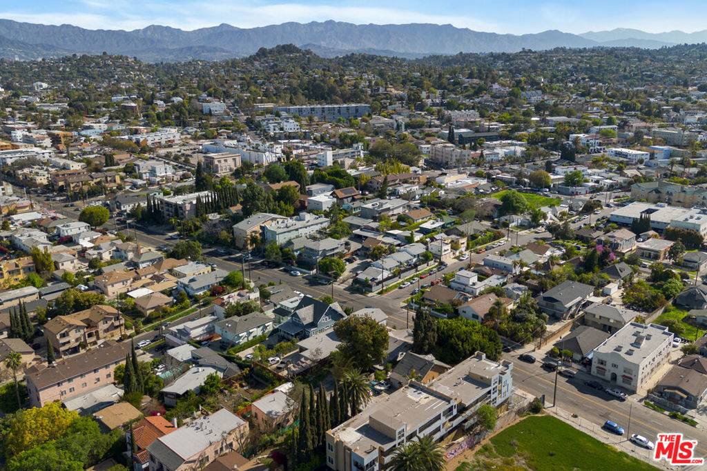 Los Angeles, CA 90004,449 - 443 N Virgil AVE