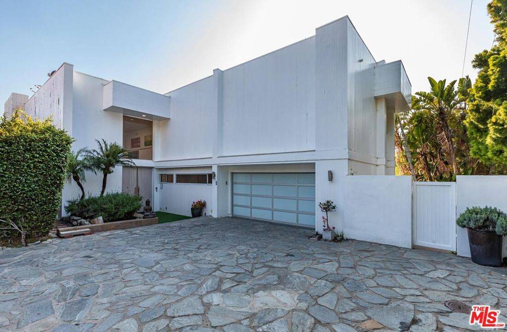 Malibu, CA 90265,41700 Pacific Coast HWY