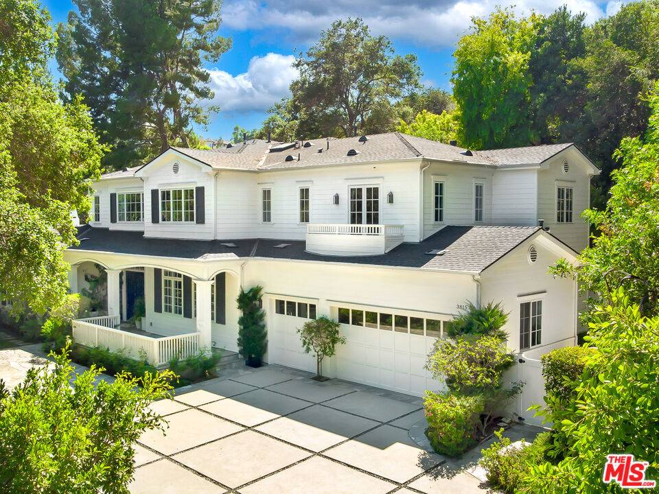 Encino, CA 91436,3815 Valley Meadow RD