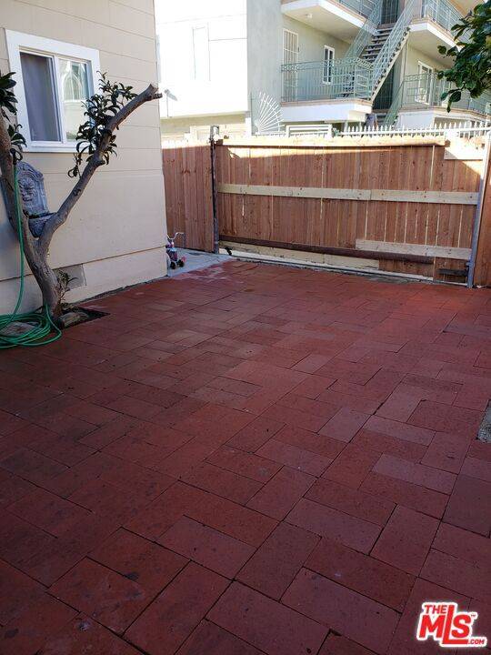 Long Beach, CA 90813,435 W 11th ST