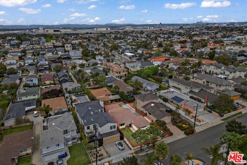 El Segundo, CA 90245,631 W Pine AVE