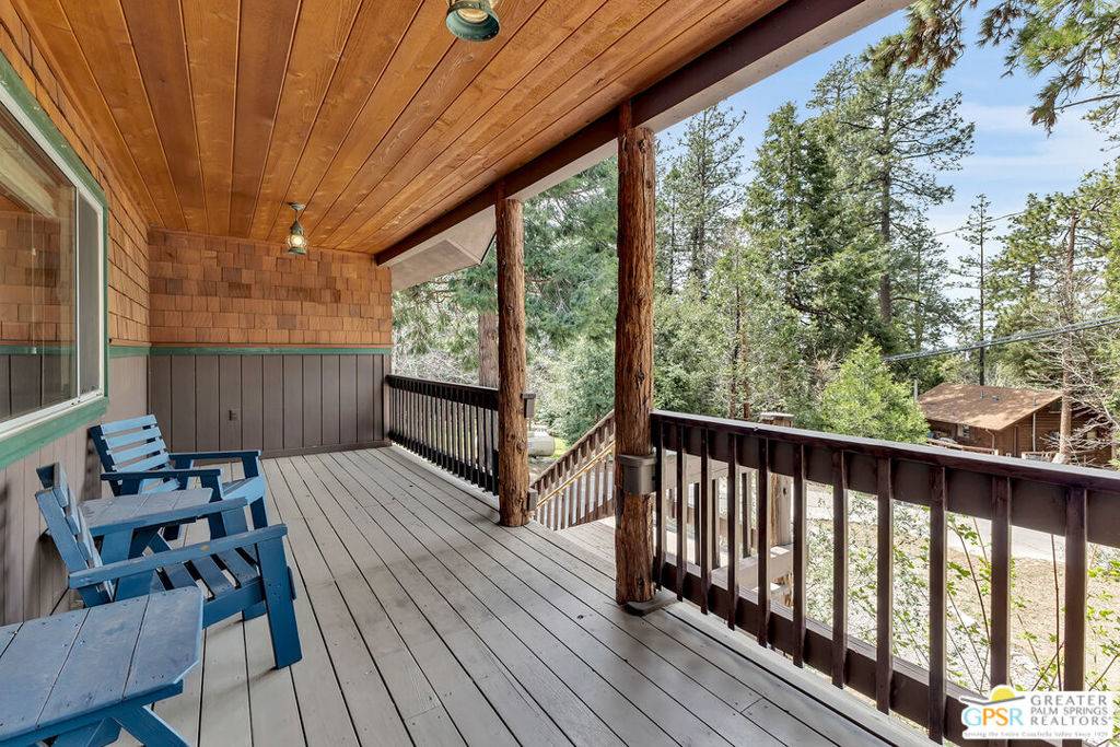 Idyllwild, CA 92549,25420 Lodge RD