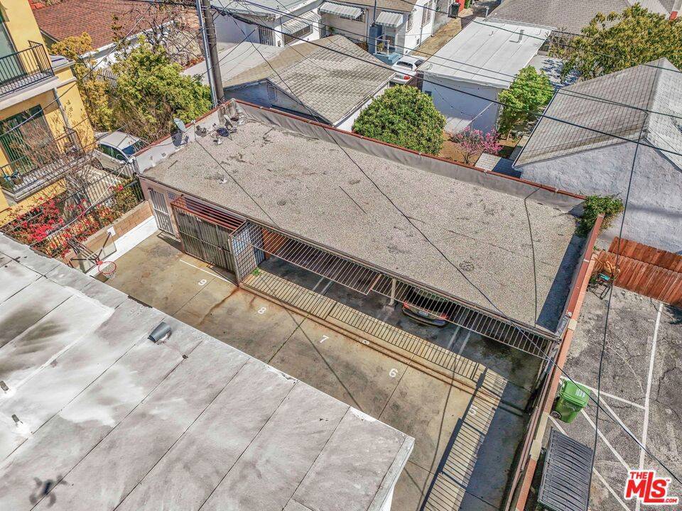 Los Angeles, CA 90019,1046 S Norton AVE