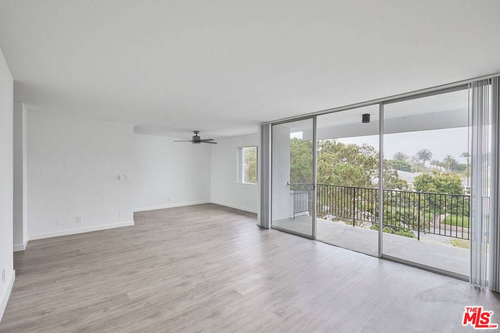 Santa Monica, CA 90402,305 San Vicente BLVD #301