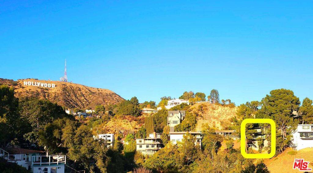 Los Angeles, CA 90068,6194 Rodgerton DR