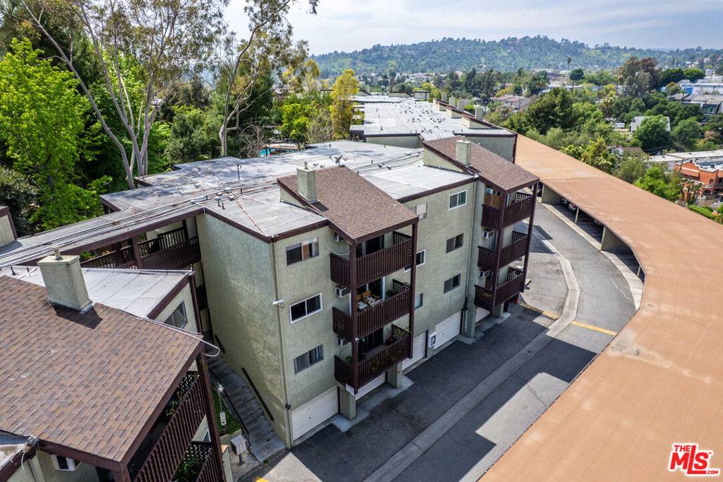 Los Angeles, CA 90042,5870 Benner ST #304