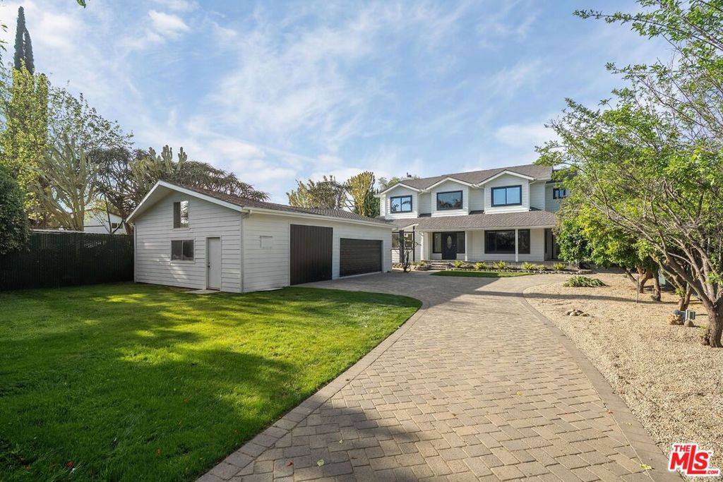 Encino, CA 91316,17805 Erwin ST