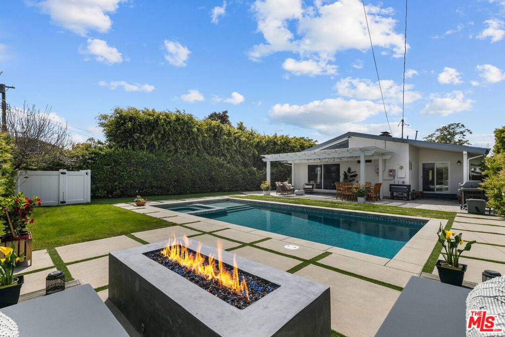 Culver City, CA 90230,11246 Mcdonald ST