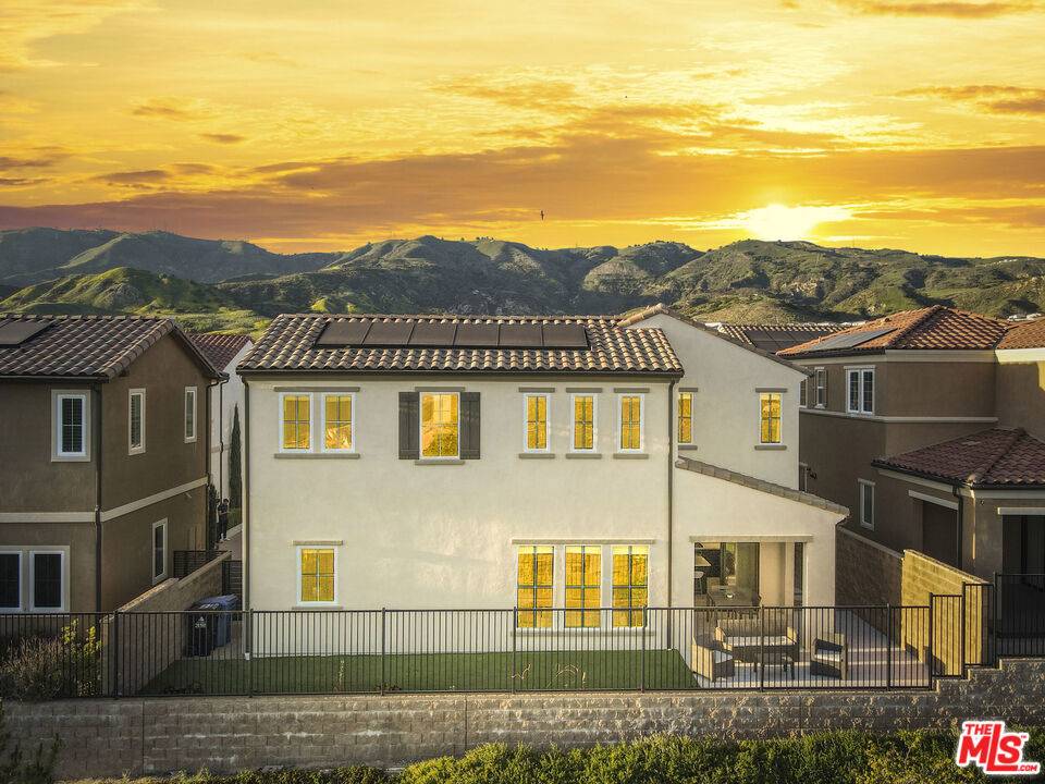 Porter Ranch, CA 91326,20818 W Bur Oak CIR