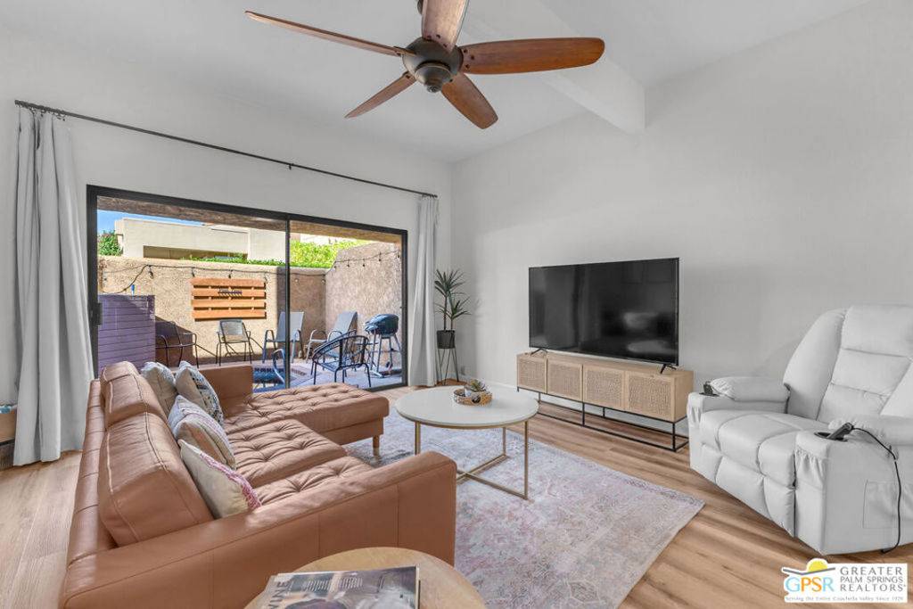 Palm Desert, CA 92260,73405 Foxtail LN