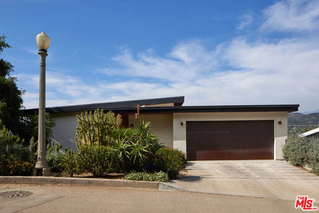 Los Angeles, CA 90041,1571 Wildwood DR