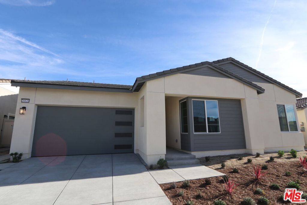 Santa Clarita, CA 91350,28828 Upland CT