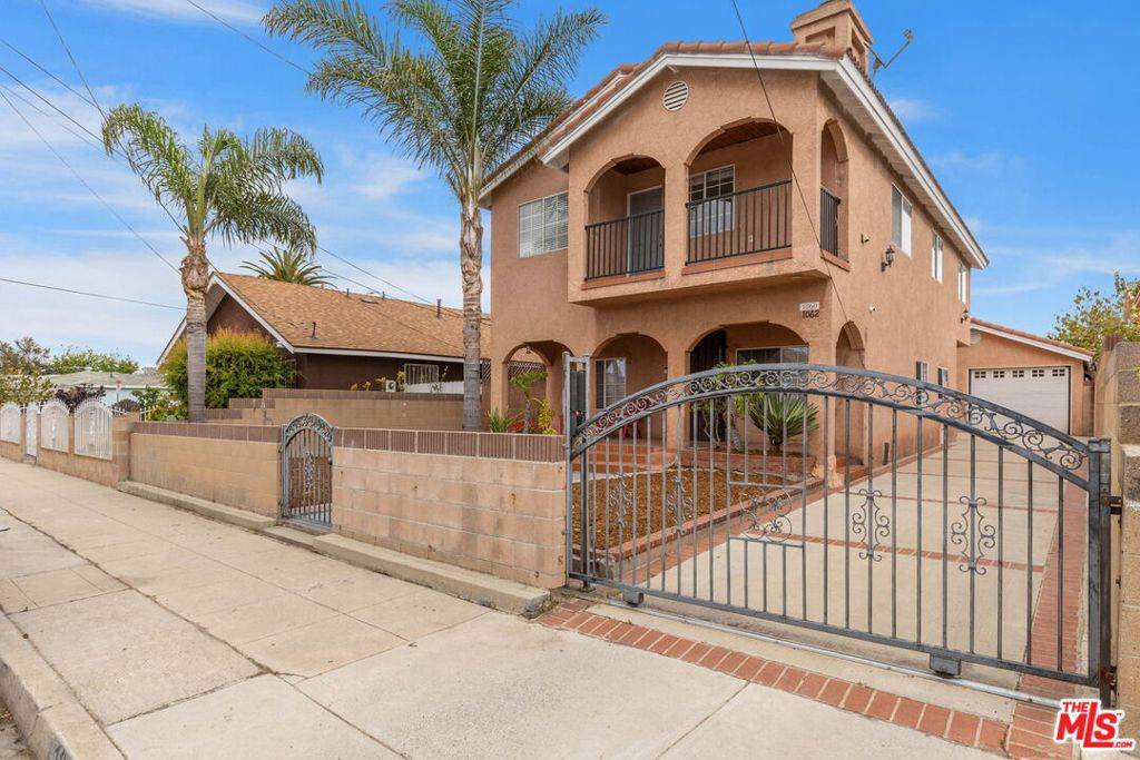 Wilmington, CA 90744,1060 Mcfarland AVE