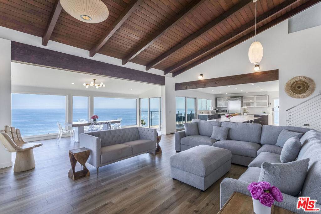 Malibu, CA 90265,32701 Vista De Los Ondas ST