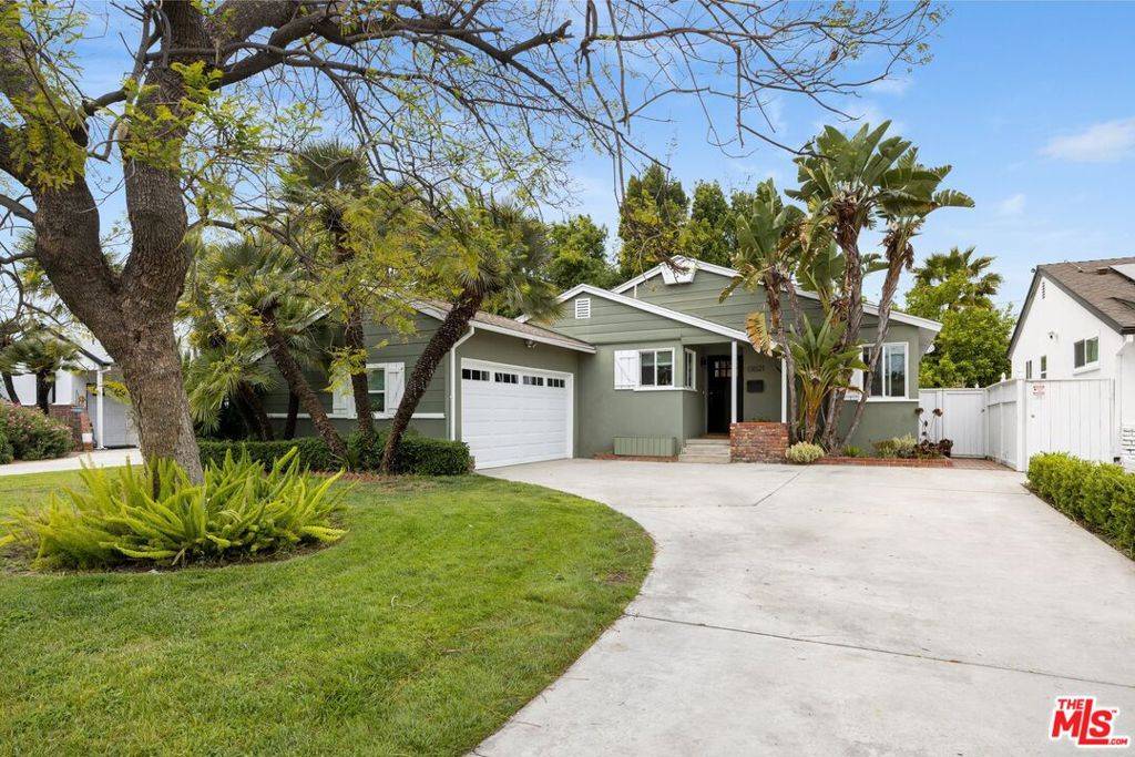 Valley Glen, CA 91401,13021 Delano ST