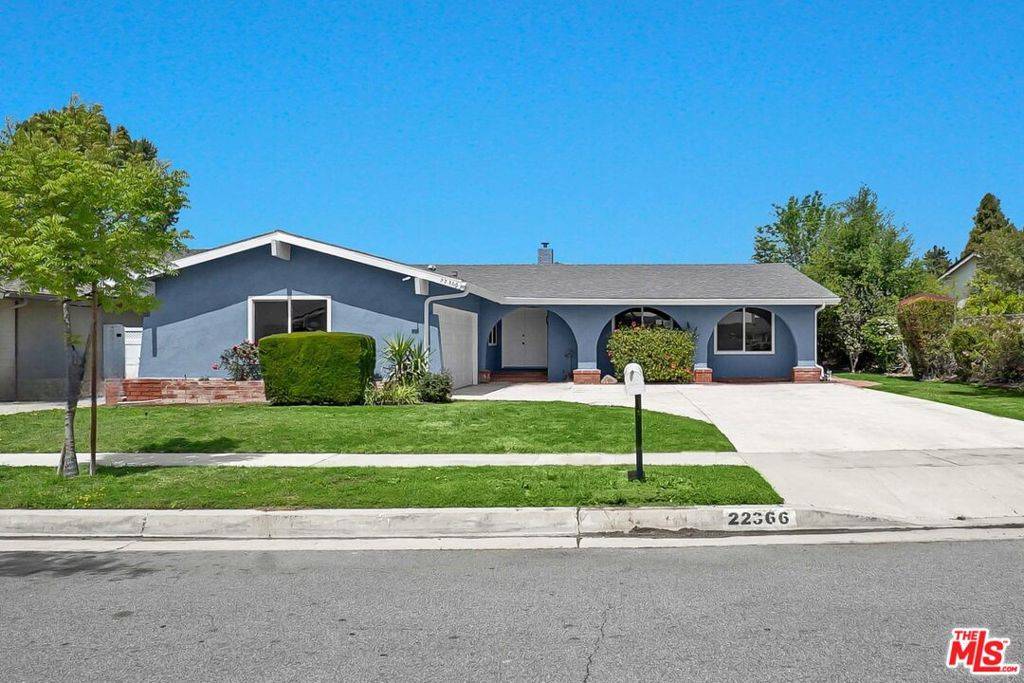 Santa Clarita, CA 91350,22366 Barbacoa DR