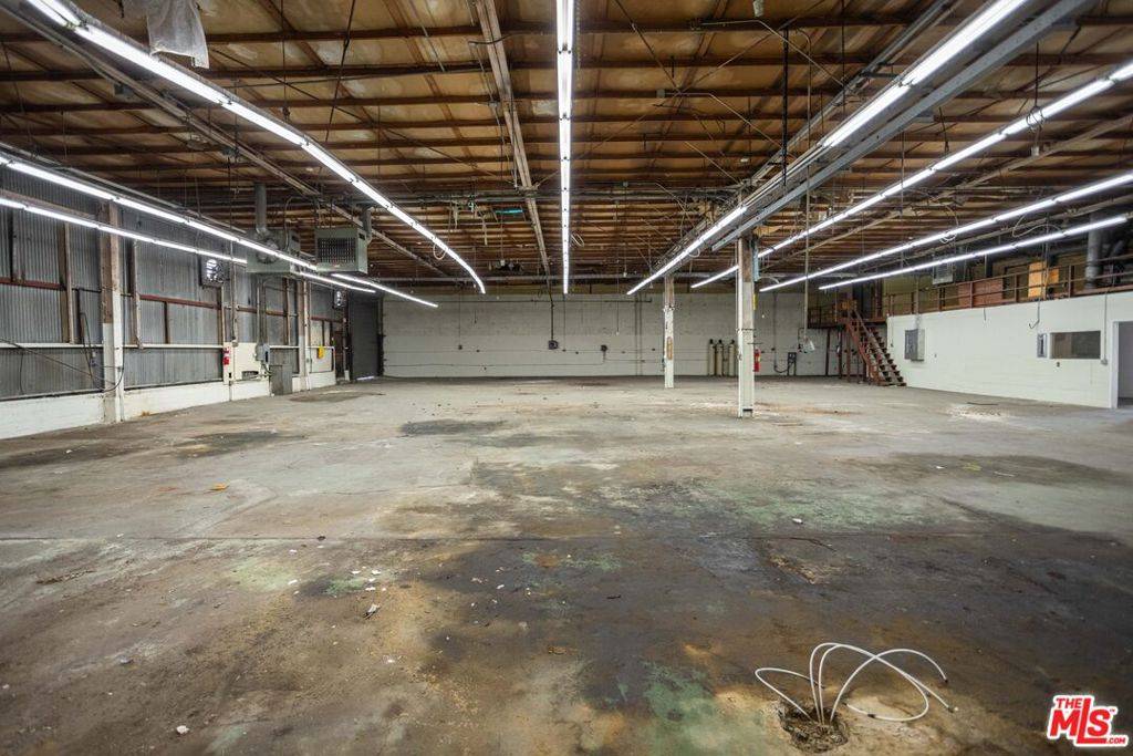 Los Angeles, CA 90023,3409 E Olympic BLVD