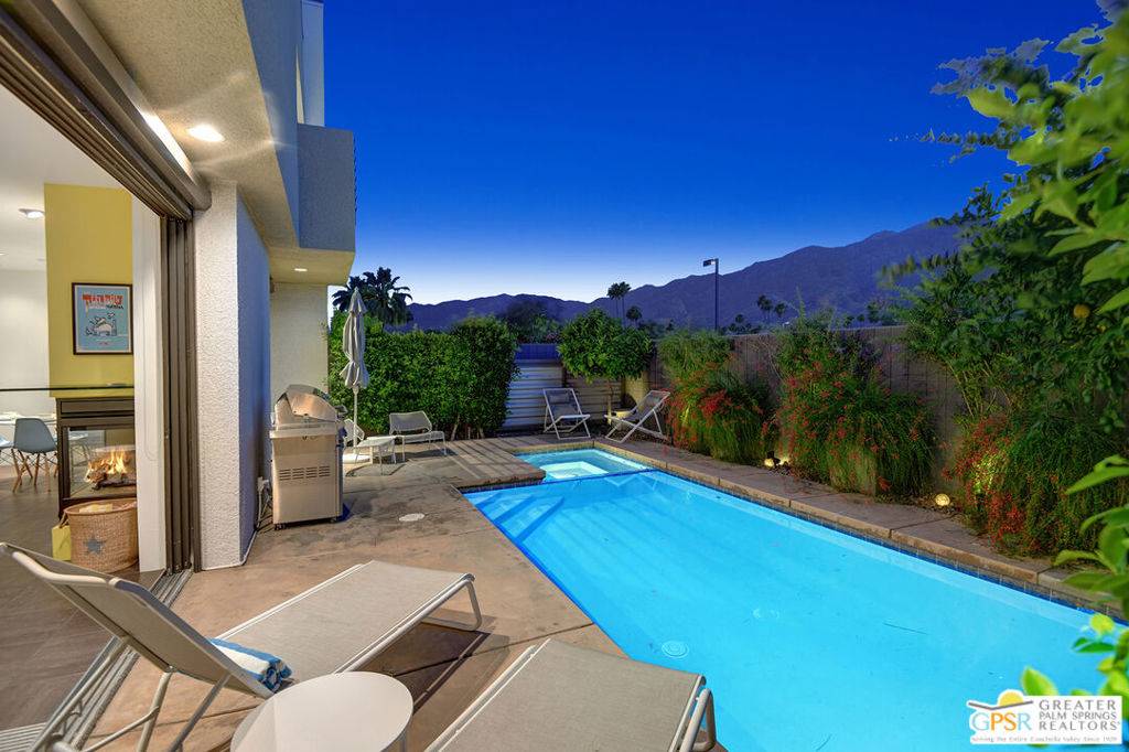 Palm Springs, CA 92262,1456 E Baristo RD