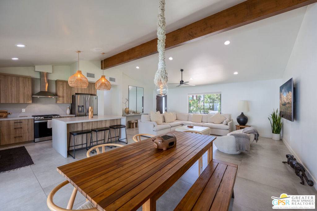 Palm Desert, CA 92260,43740 Acacia DR