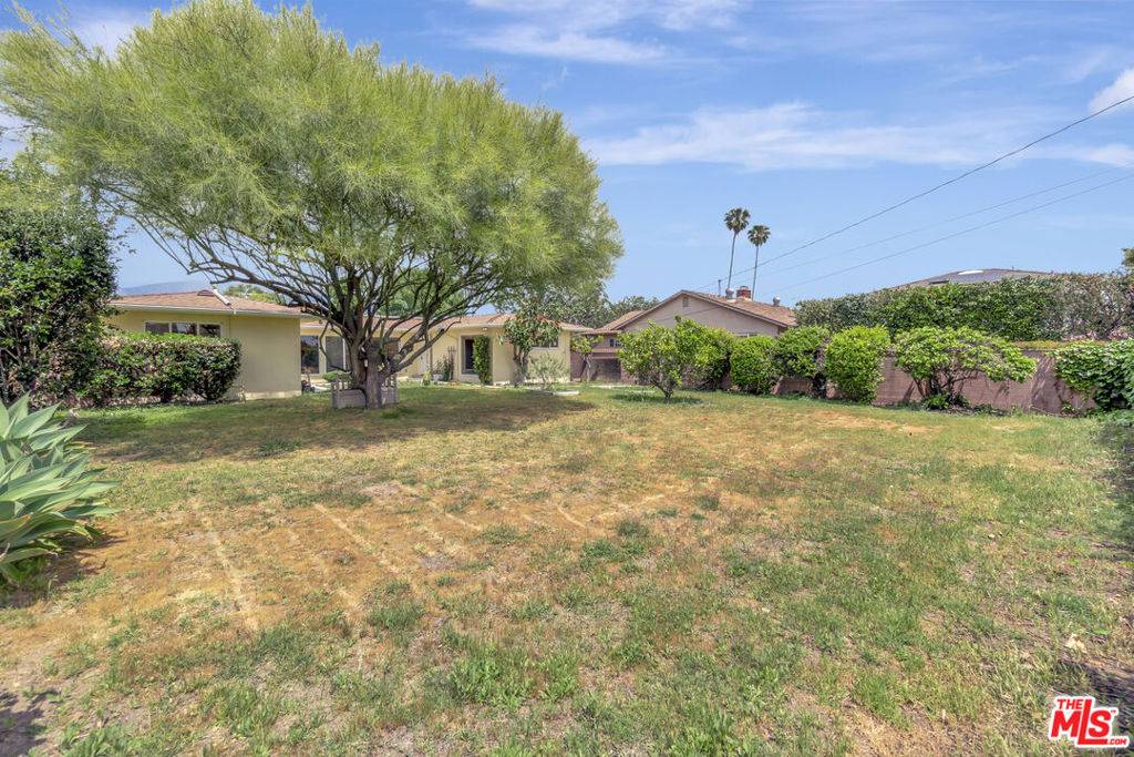 Arcadia, CA 91007,9855 Emperor AVE