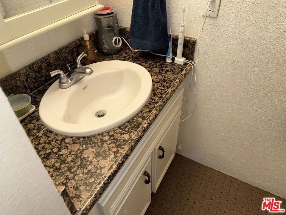 Palm Springs, CA 92262,675 N Los Felices CIR #215
