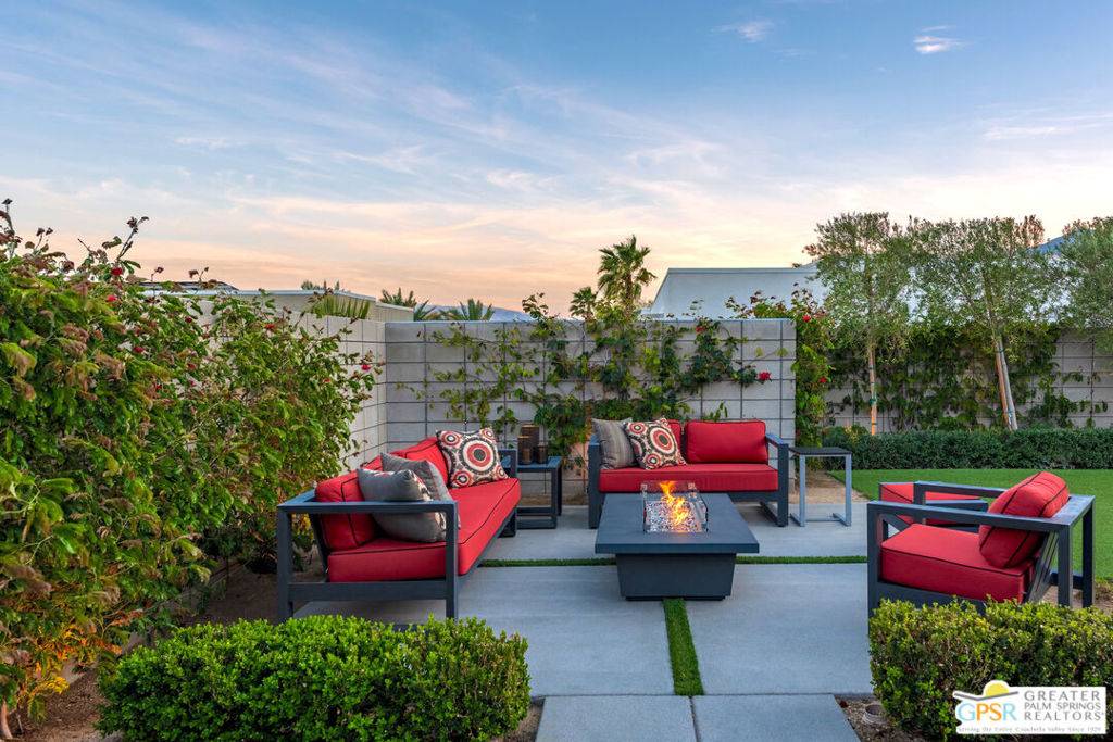 Palm Springs, CA 92262,1069 Azure CT