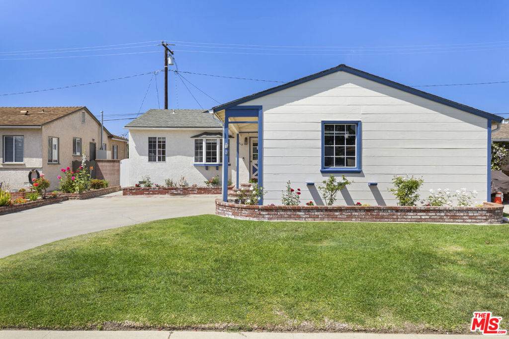 Hawthorne, CA 90250,13219 Clyde Park AVE
