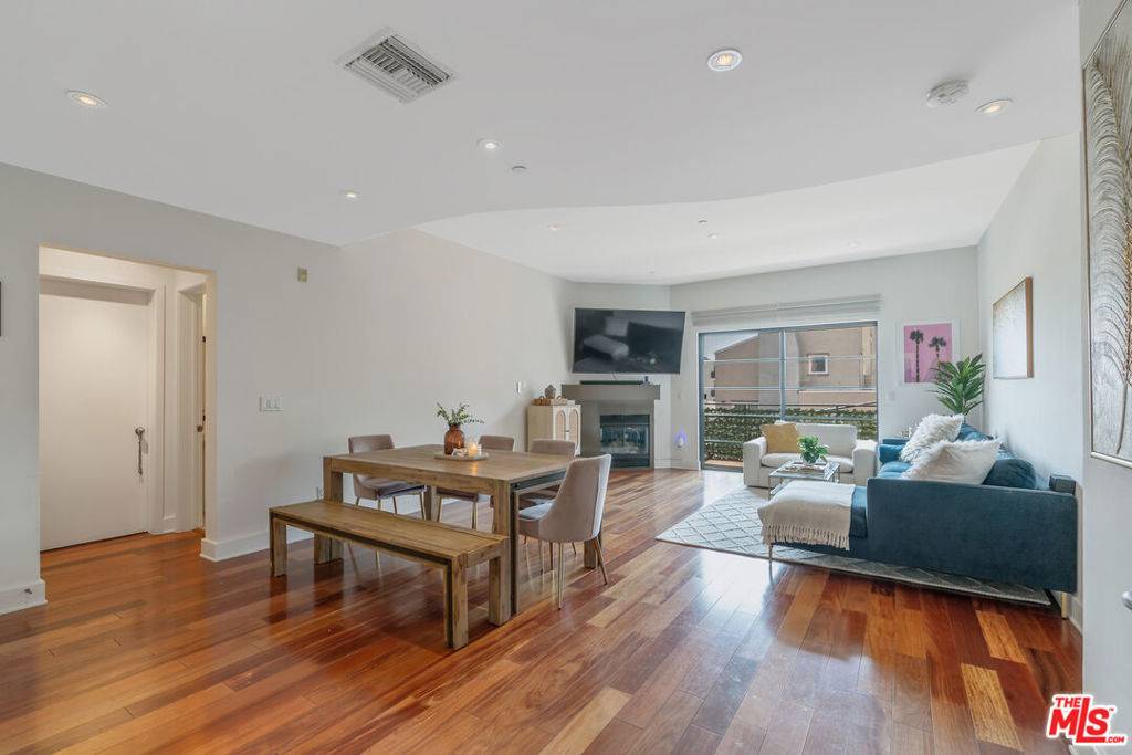 West Hollywood, CA 90069,8788 Shoreham DR #31