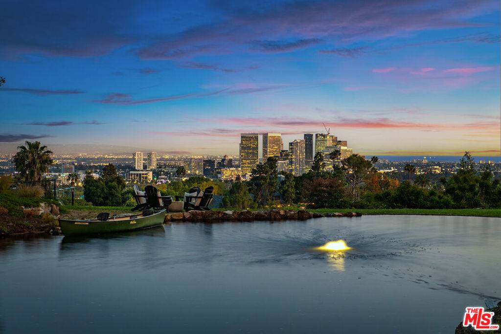 Beverly Hills, CA 90210,1177 Loma Linda DR