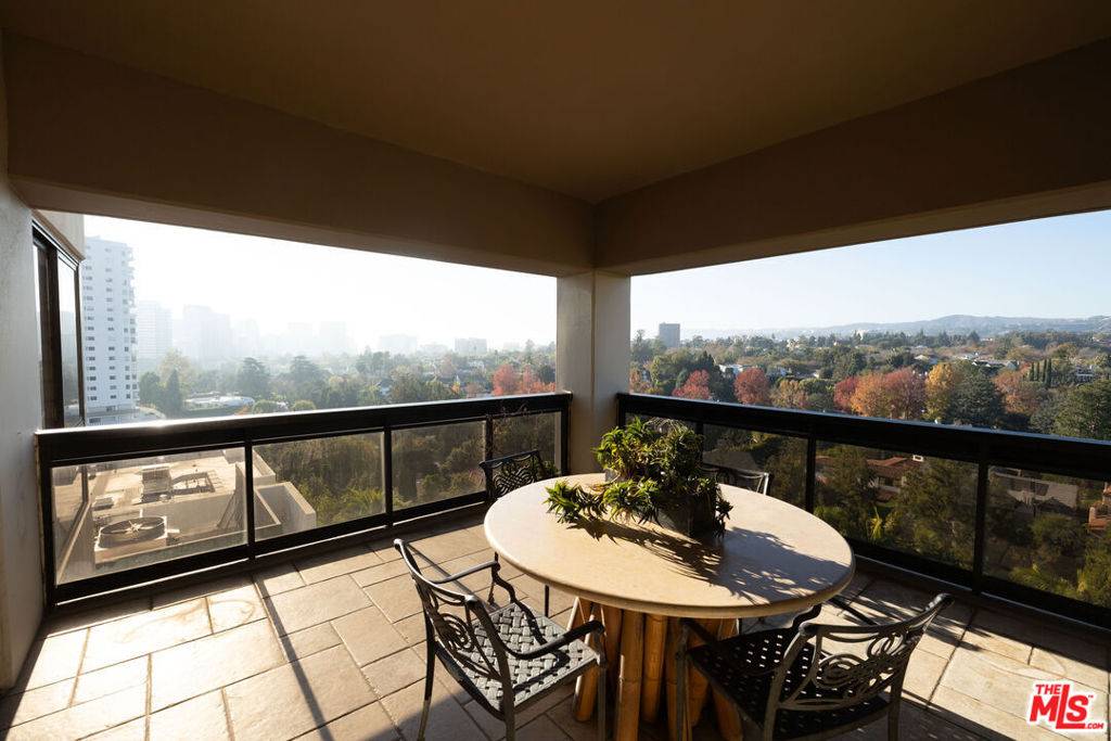 Los Angeles, CA 90024,10445 Wilshire BLVD #904